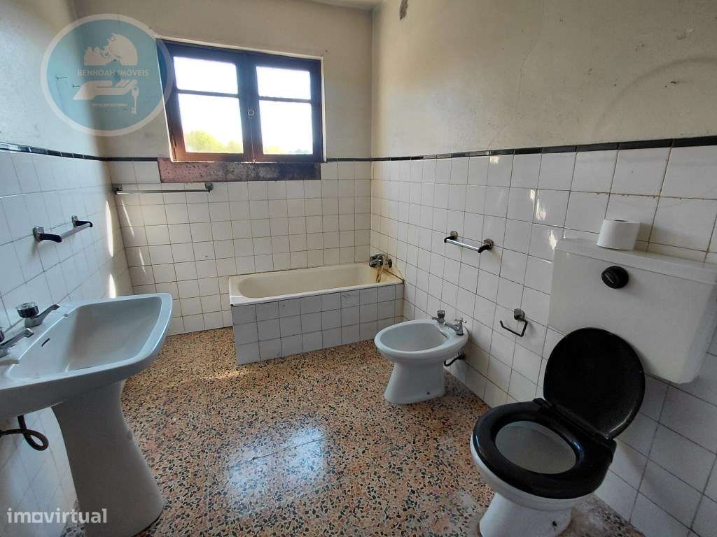Casa Geminada à Venda em Outeirinho, Cabeceiras de Basto Excelente ...-19