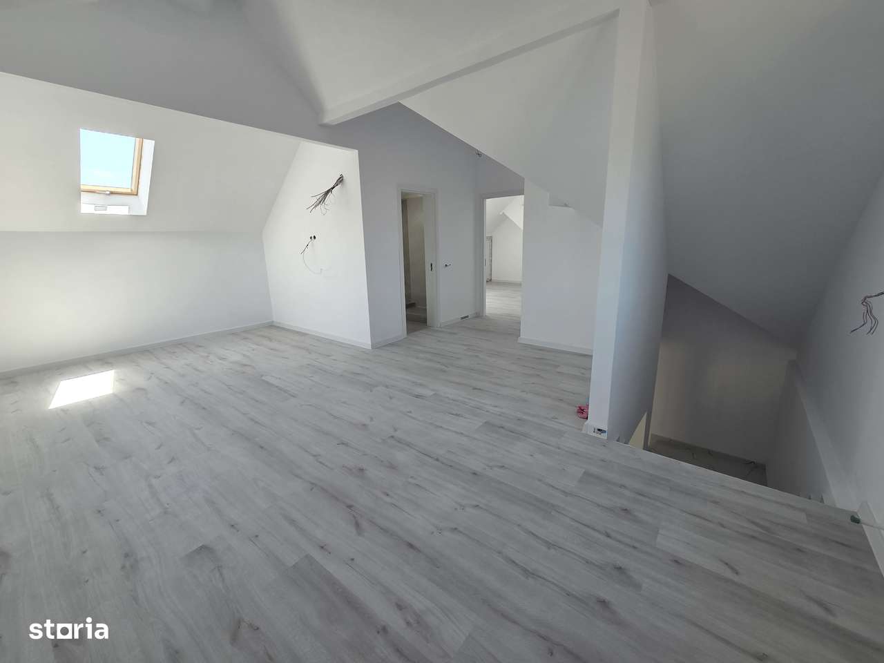 Vila P+M- Finisata complet-160 mp utili - Imagine principală: 4/20