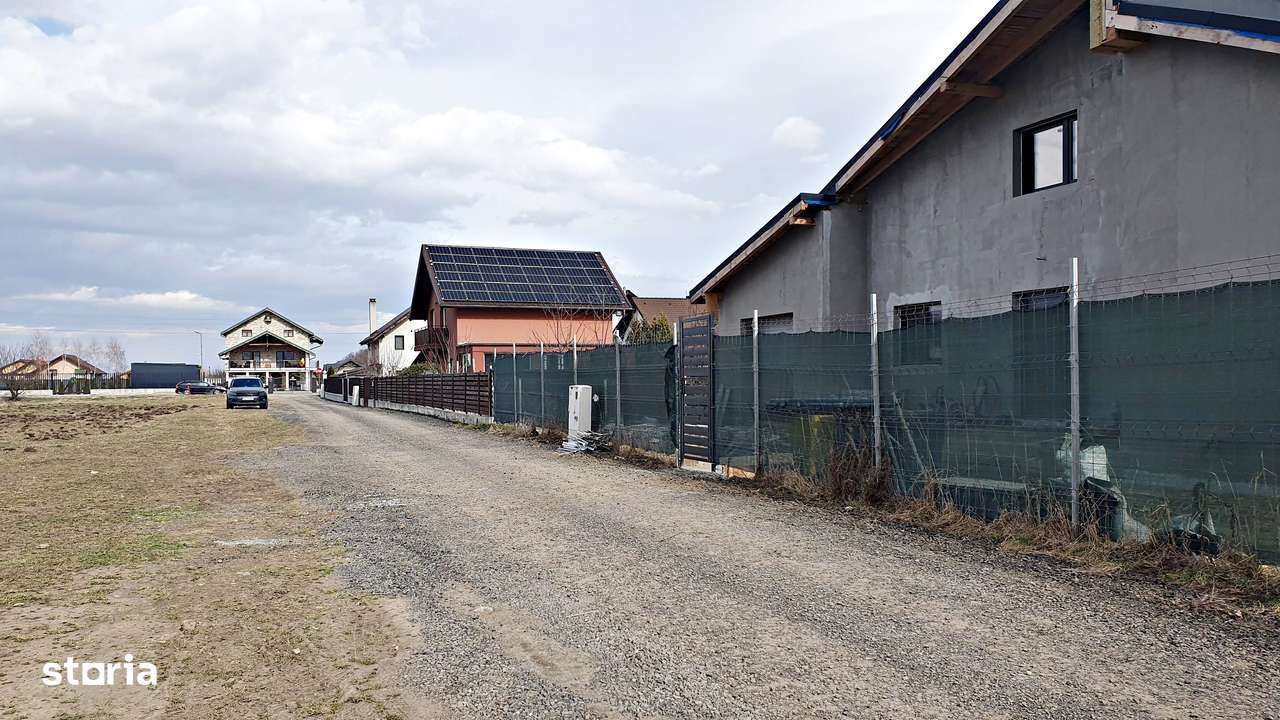 Cristian-zona str Eroilor front 34m,intravilan,730mp - Imagine principală: 2/10