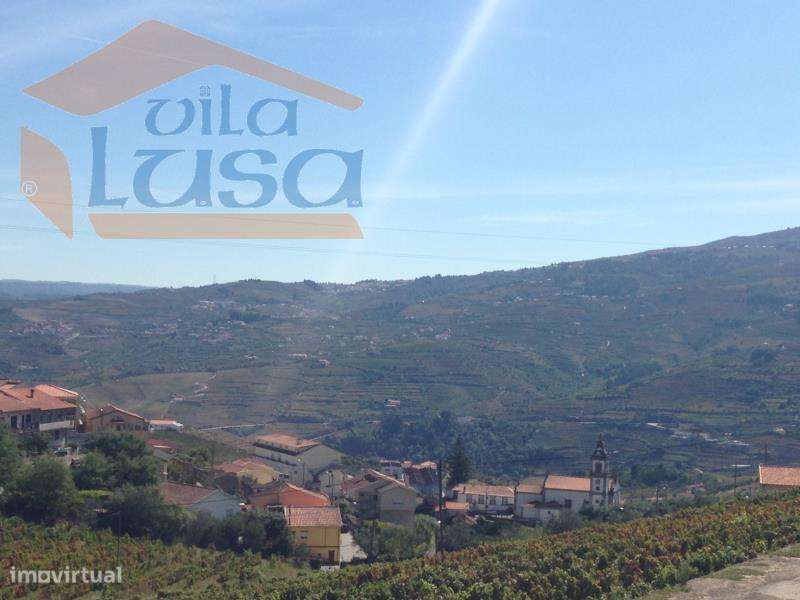 Moradia em Ruinas em Pedra - Grande imagem: 2/13