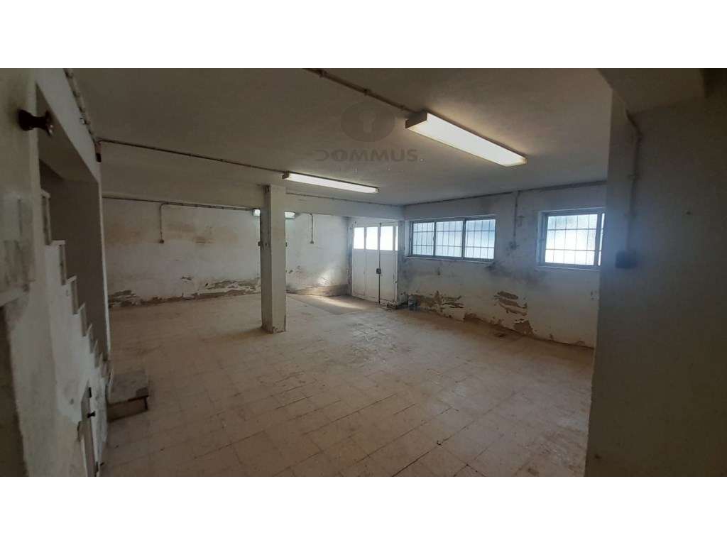 Loja com Rentabilidade - Centro de Rio de Mouro (Rinchoa)-19