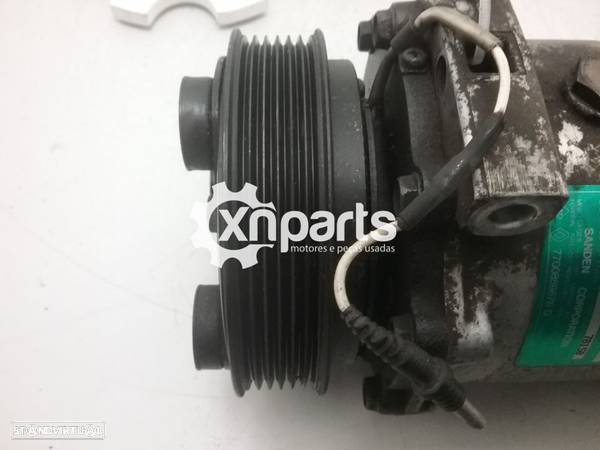 Compressor de ar condicionado RENAULT LAGUNA I 1.8 06.95 - 02.01 Usado REF. MOTO... - 4