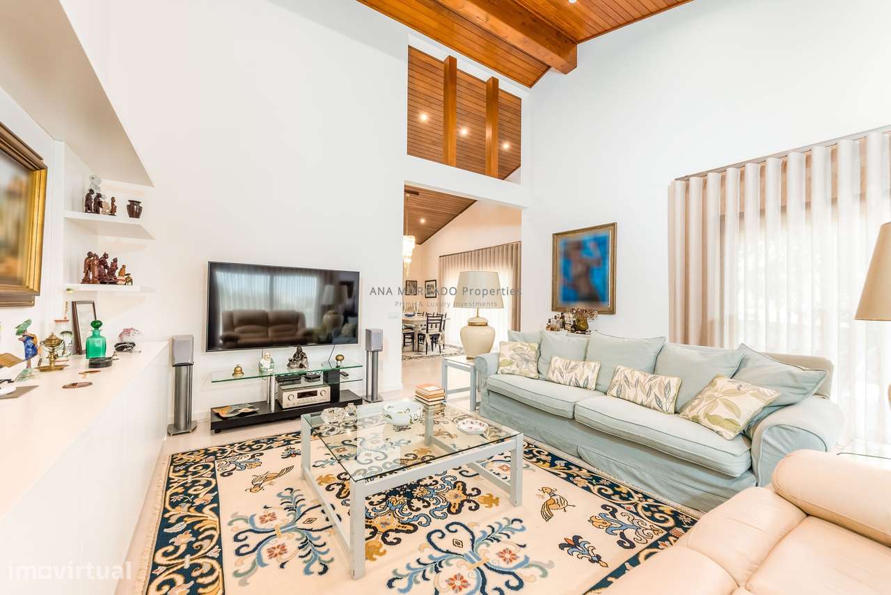 Moradia de Alto Padrão na Marinha Grande – Perto de Leiria e das Praia-14