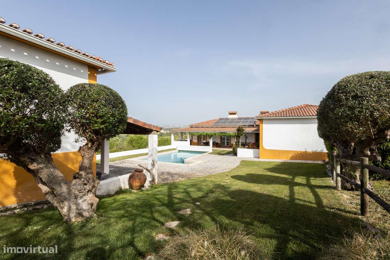 Quinta com piscina e vista sobre o Ribatejo, entre conforto e natureza-13