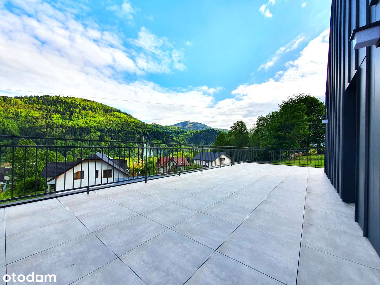 Podwójny apartament pod klucz z dużymi tarasami, sauną i parkingiem-3