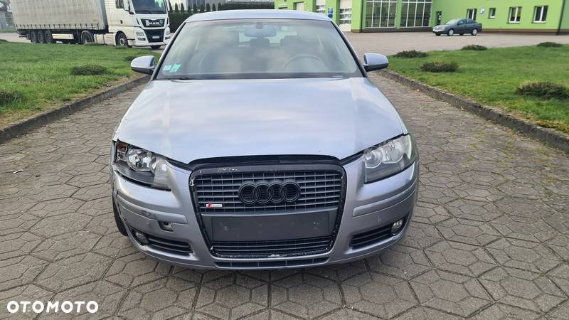 Audi A3 2.0 TFSI S tronic S line Sportpaket - 3