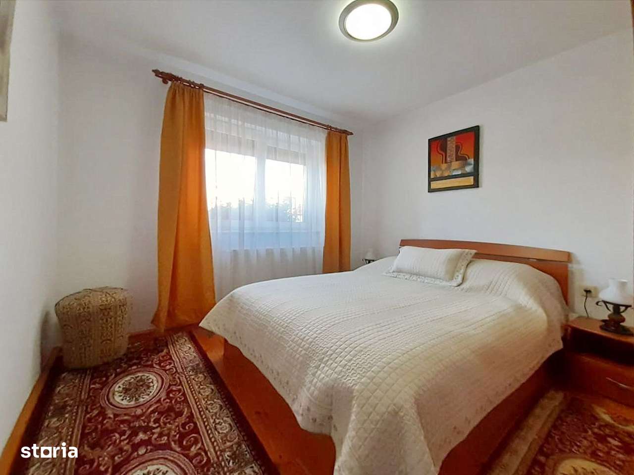 Vila de Inchiriat, Brasovul Vechi - Imagine principală: 5/17