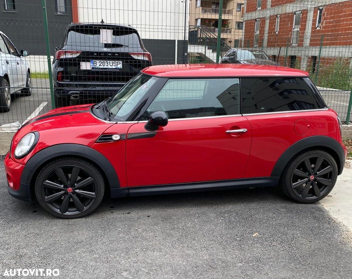 Mini Cooper One - 1