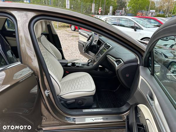 Ford Mondeo Vignale 2.0 TDCi PowerShift - 14