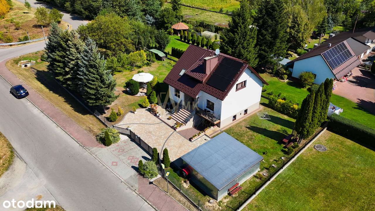 KOMFORTOWY DOM Z OGRODEM I 3 GARAŻAMI!-1