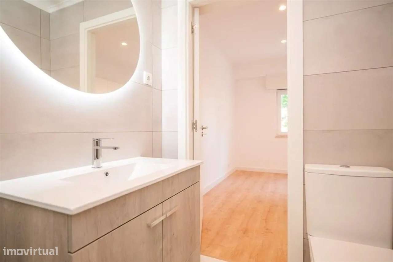 Apartamento T1 Venda em Massamá e Monte Abraão,Sintra-21