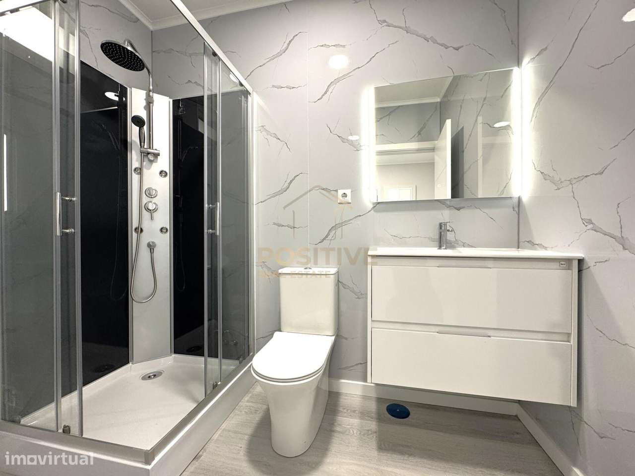 Apartamento T2 c/2 WC's em Oeiras-26