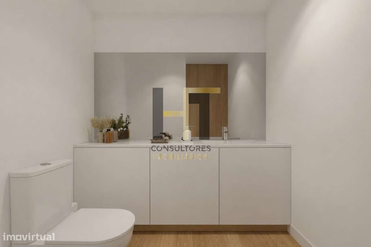 Moradia T3 | 235m² de Logradouro + Possibilidade de Piscina | Varanda-14