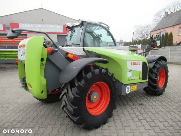 Claas Scorpion 9040 - 6