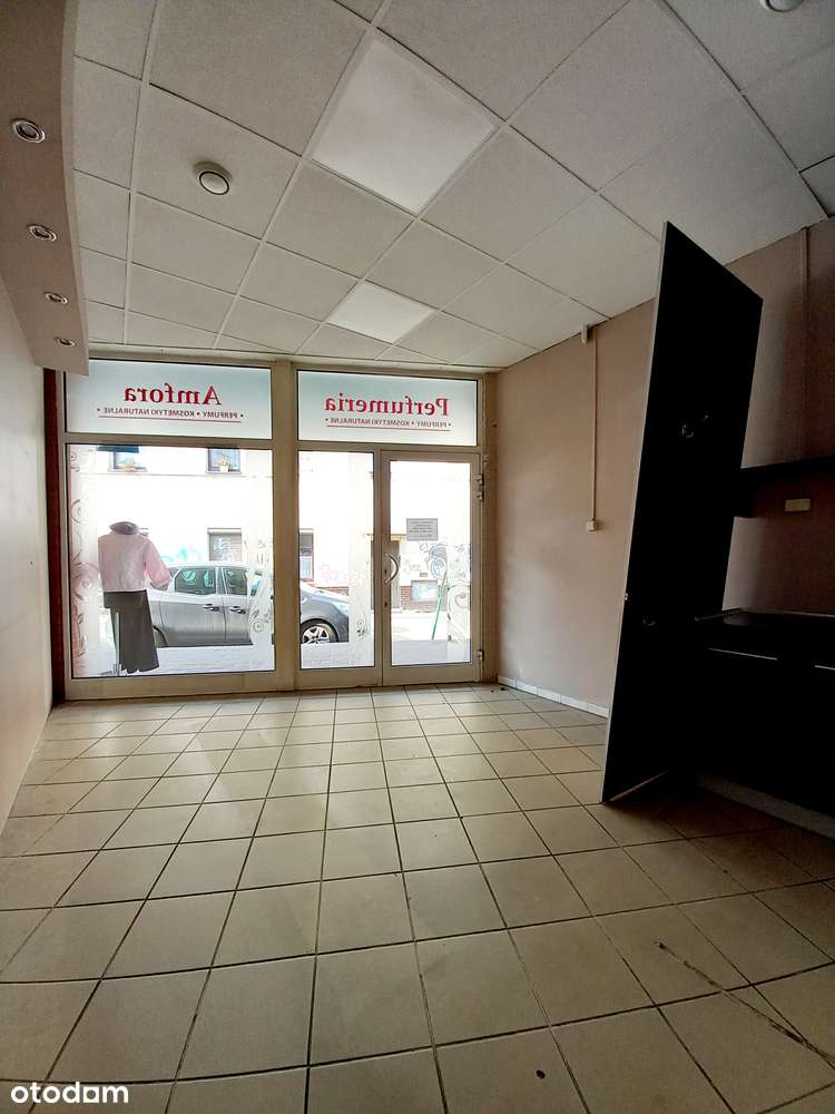 Sprzedam lokal w CENTRUM GLIWIC - do rynku 150 metrów-4