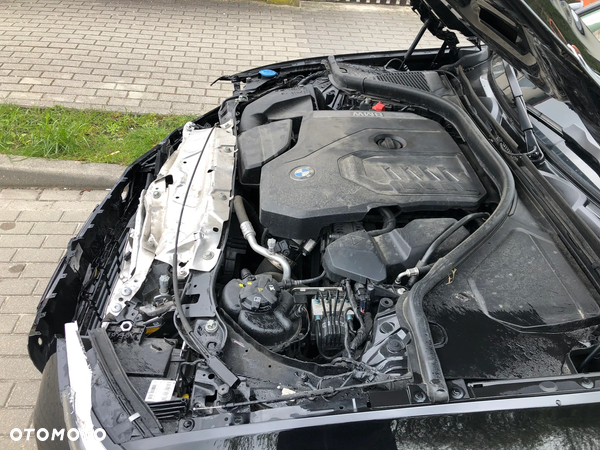 BMW Seria 3 320i Advantage - 25
