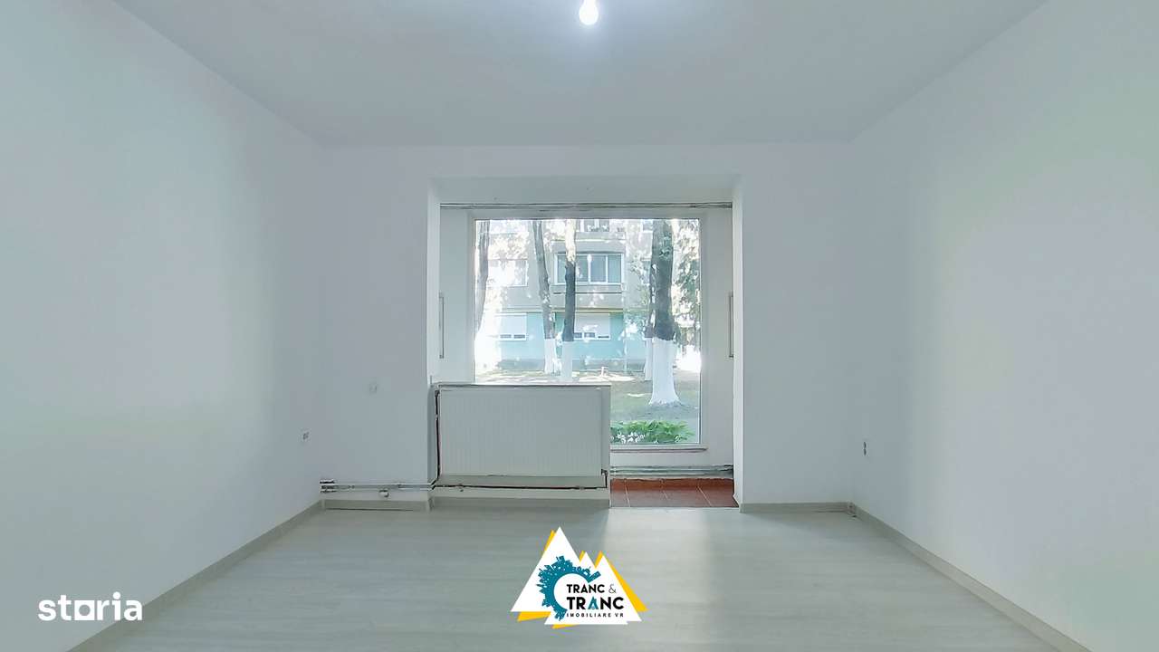 Apartament 2 camere Podgoria cu vedere superbă spre parc verde - Imagine principală: 2/9