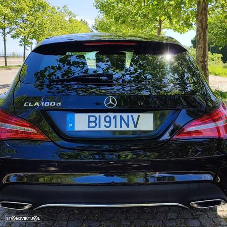 Mercedes-Benz CLA 180 Shooting Brake d Urban - 4