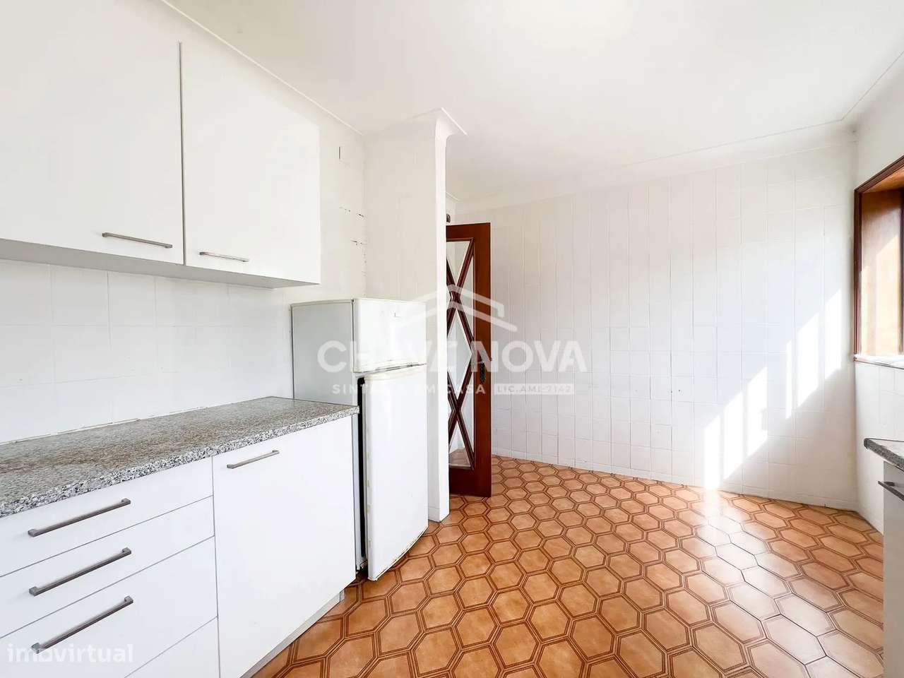 Moradia T3 com uma área de 121 metros quadrados - Grande imagem: 3/17