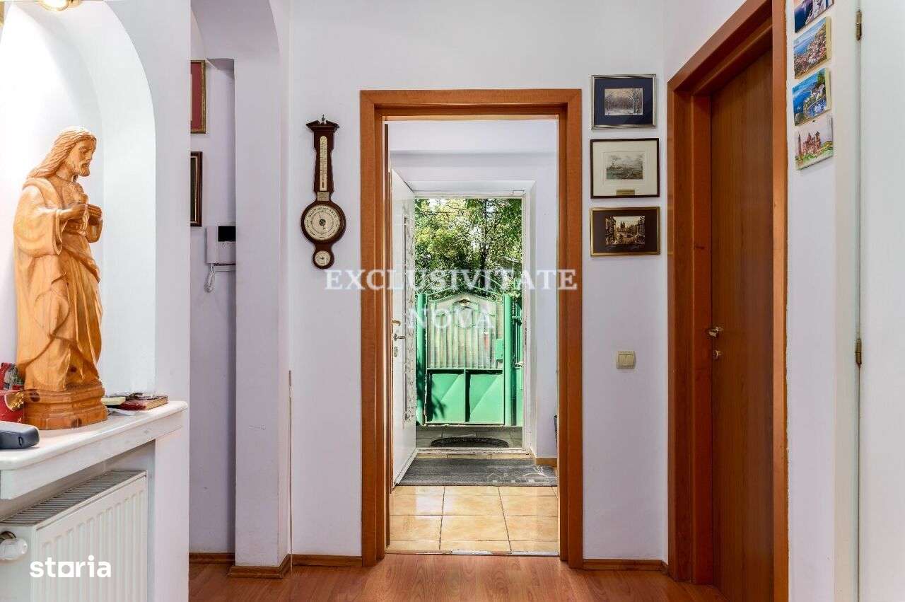 Bucureștii Noi Damaroaia Vilă individuala Elegantă teren 565mp-9