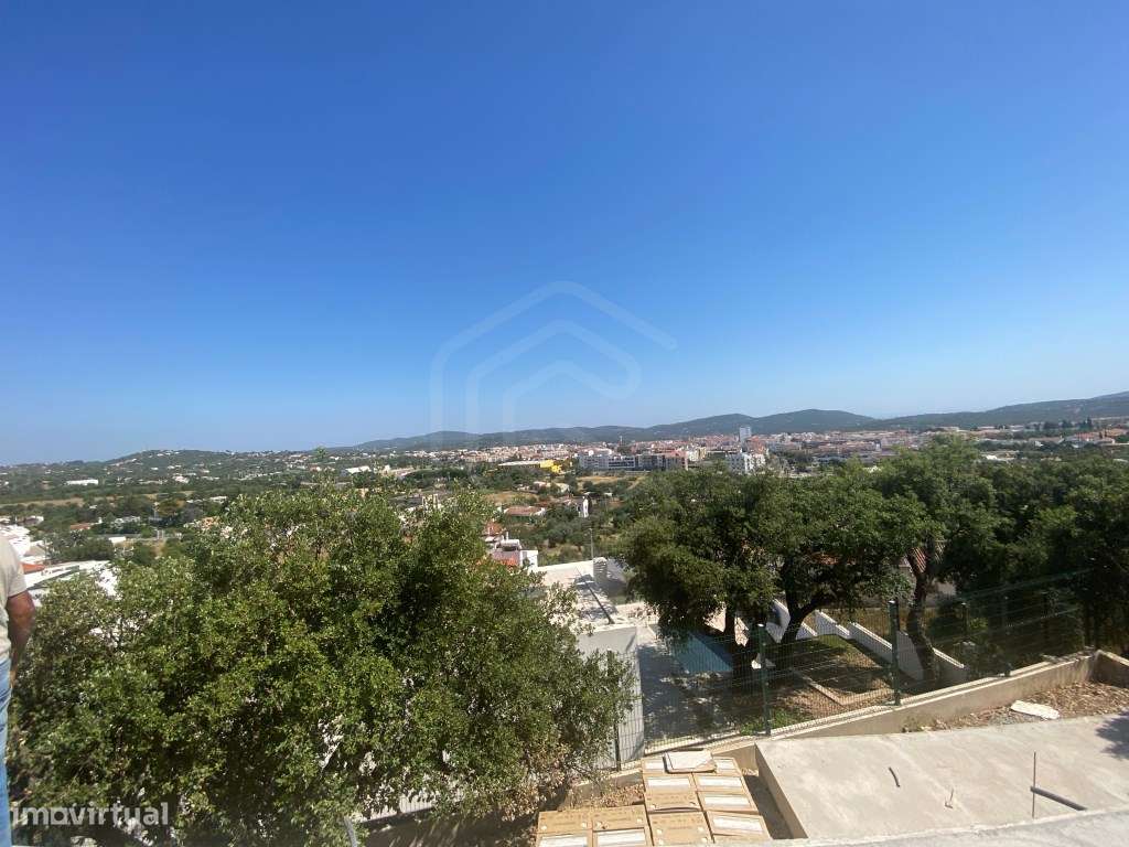 Moderna moradia V5, São Brás de Alportel, Algarve - Grande imagem: 2/25