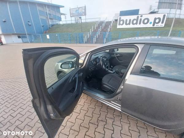 Opel Astra IV 1.4 T Active - 12