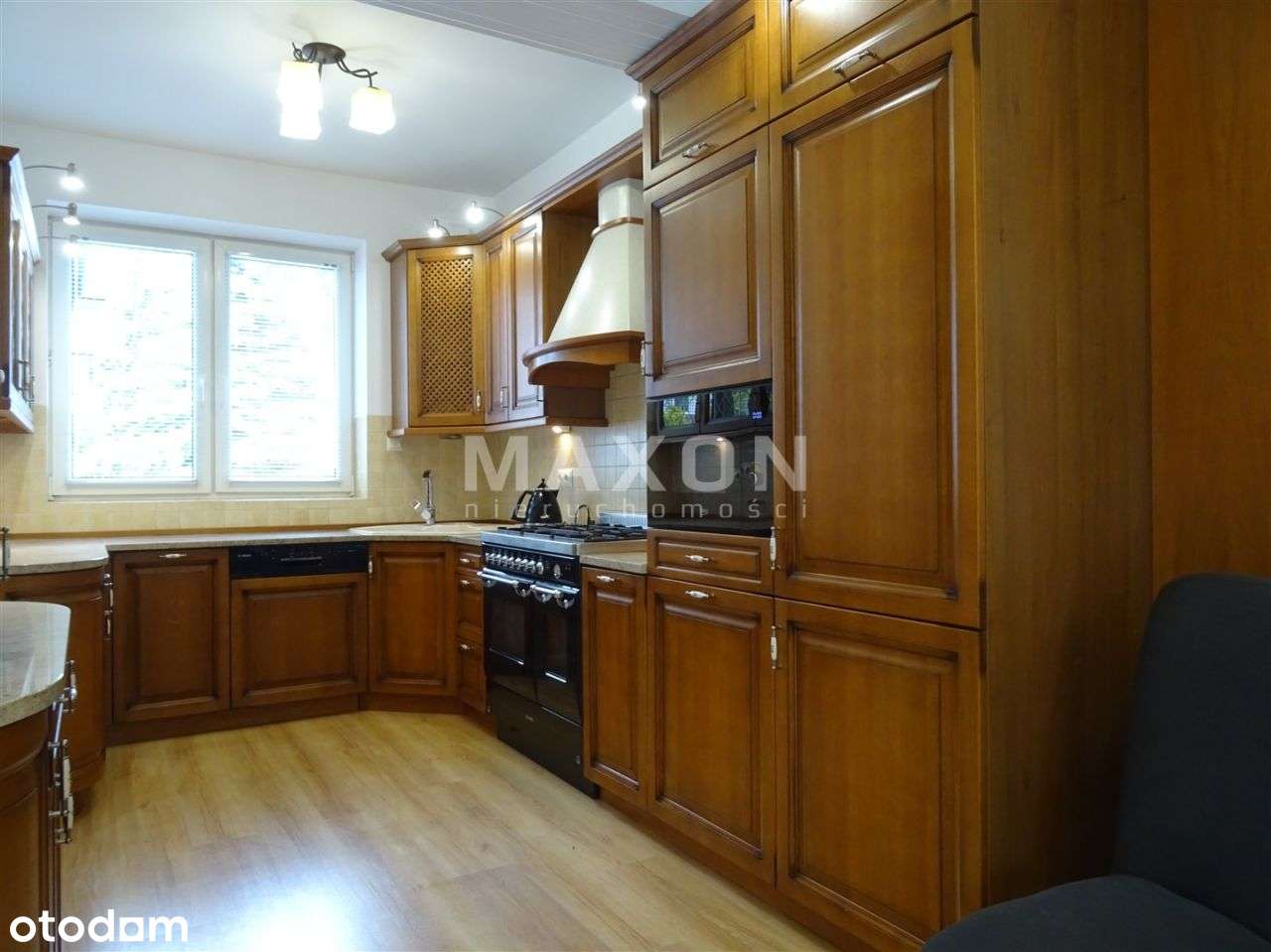 Duży dom przy metrze, po remoncie - Pełny obrazek: 4/19