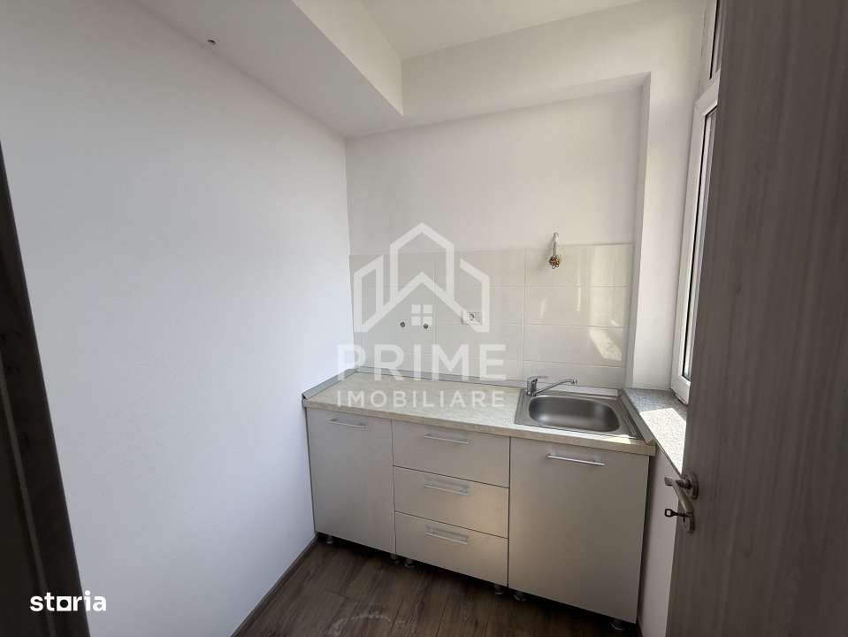 SPATIU BIROU DE INCHIRIAT, SUPERFINISAT, 60 MP, ALBA IULIA, ZONA CENTR - Imagine principală: 5/6