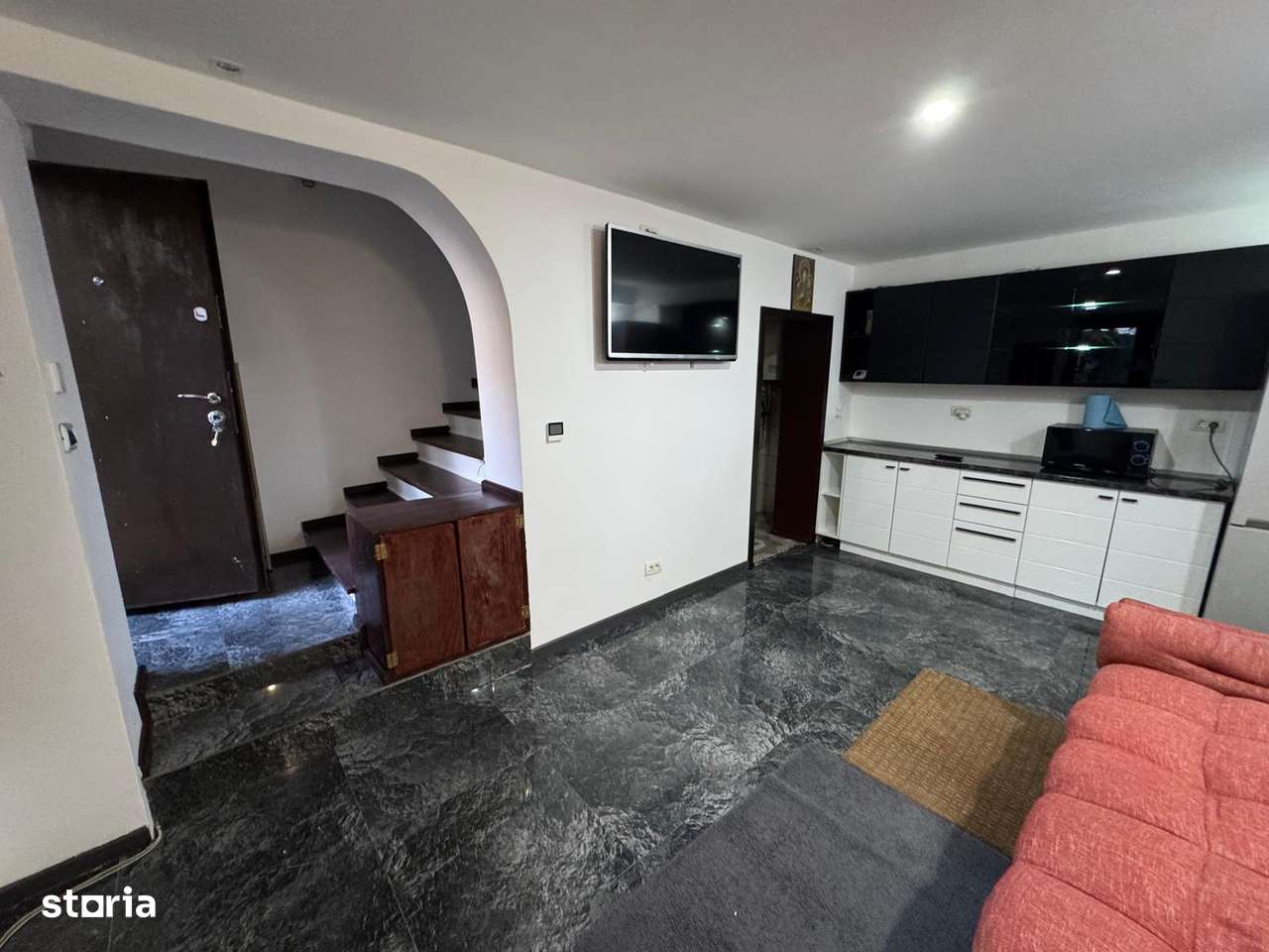 Inchiriere casa P+1 pet friendly curte comuna Cotroceni Medicina - Imagine principală: 4/14