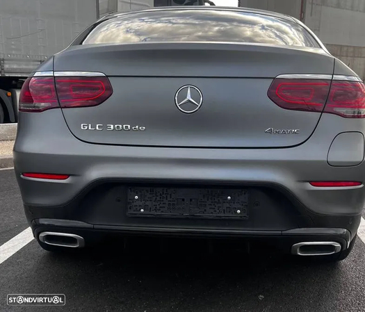 Mercedes-Benz GLC 300 Coupe de 4Matic 9G-TRONIC AMG Line - 7