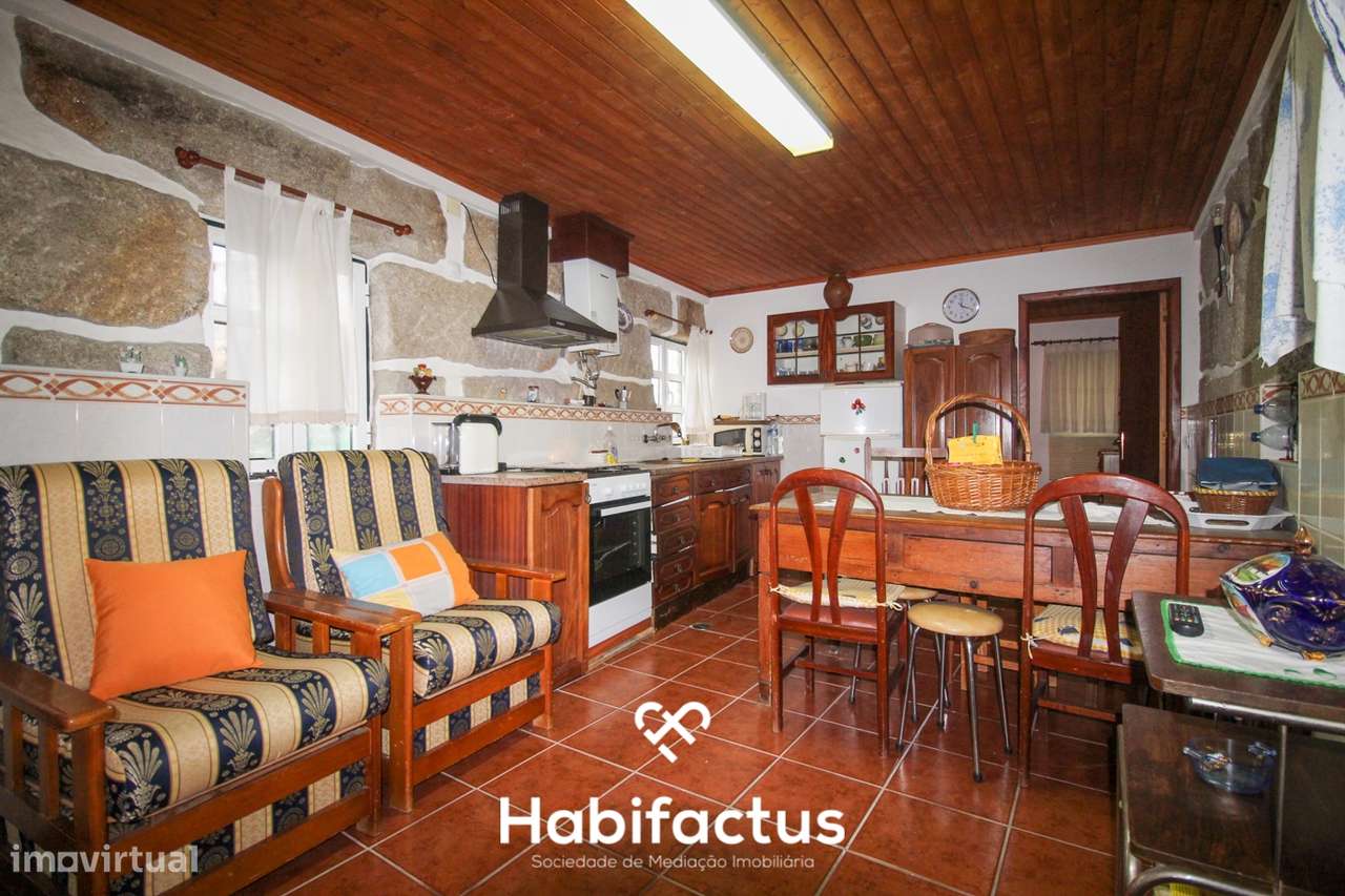 Moradia de pedra para venda T1+2 em Pedras Ruivas – Seixo da Beira - O - Grande imagem: 5/27