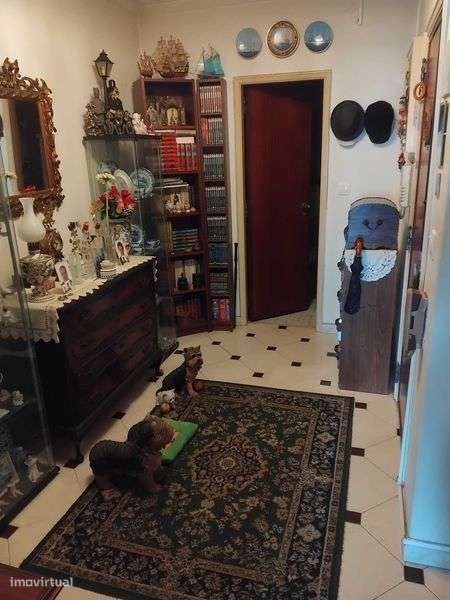 ANDAR USADO VENDE-SE: T3 EM TORRE EM ALFORNELOS - AMADORA - Grande imagem: 5/12