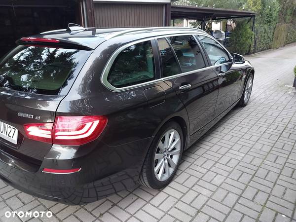 BMW Seria 5 520d Touring - 4