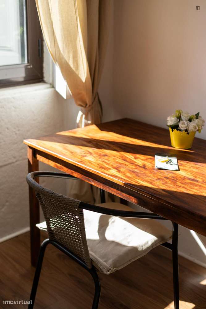 Estúdio - localizado em Campanhã Porto - Grande imagem: 5/10