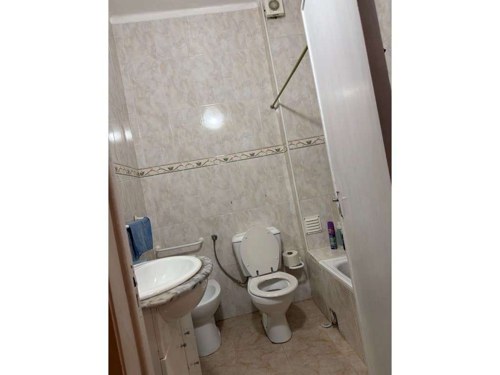 Apartamento T2 | R/C | Baixa da Banheira-10