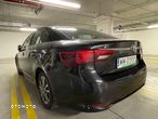 Toyota Avensis 1.8 Premium - 15