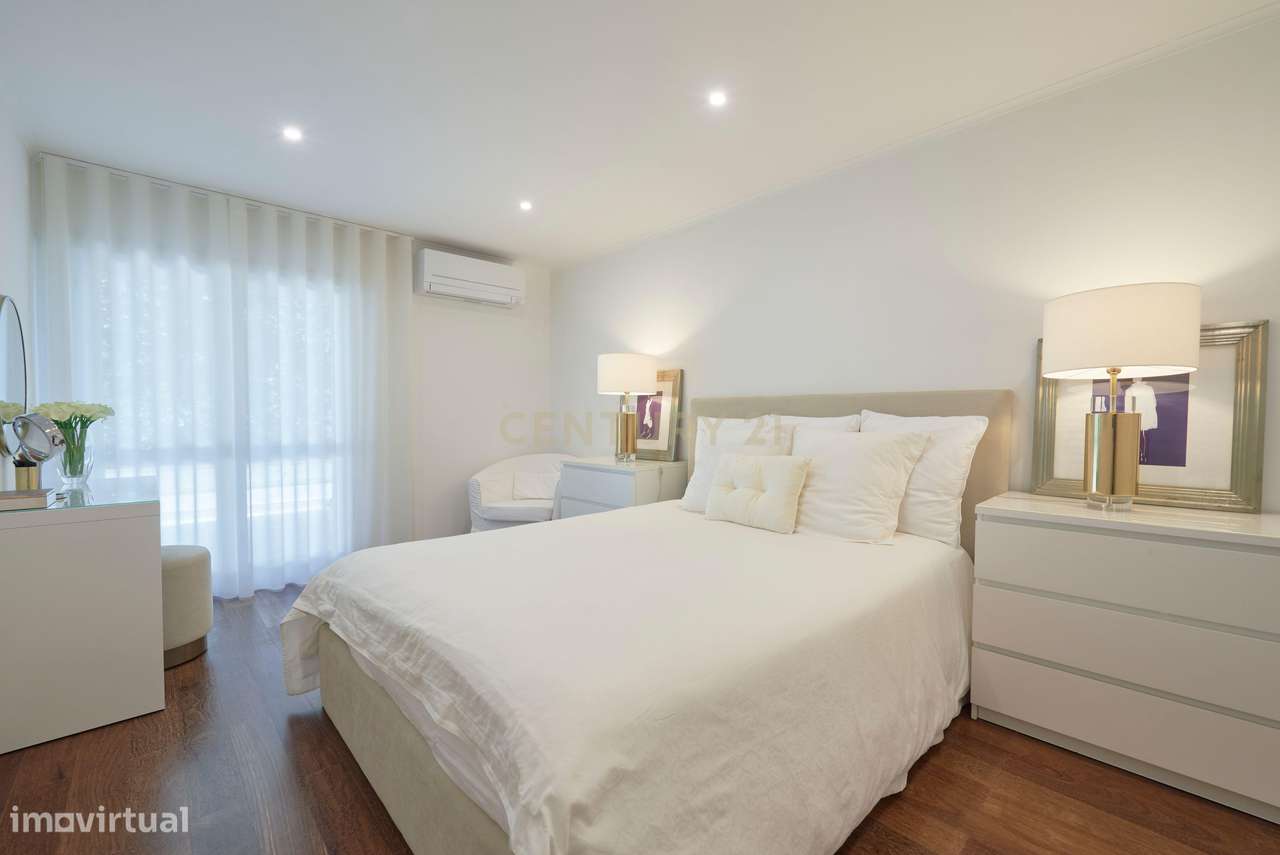 Apartamento T3 | com 2 suítes em Condomínio na Quinta da Beloura - Grande imagem: 4/55