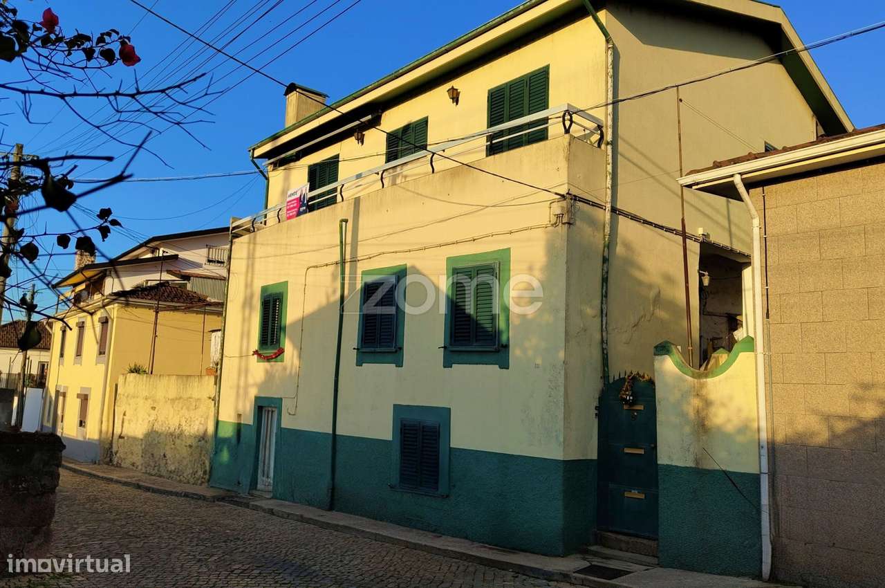Moradia Multifamiliar a 150m do Rio Douro - Grande imagem: 3/26
