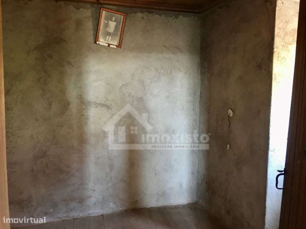 Casa de Campo T3 em Arega, Figueiró dos Vinhos-36