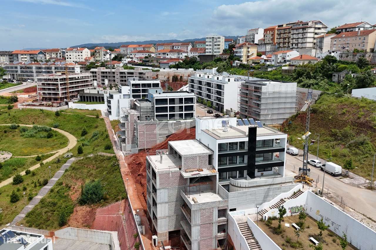 Apartamento T2 | Quinta da Maia | Construção | Garagem-22