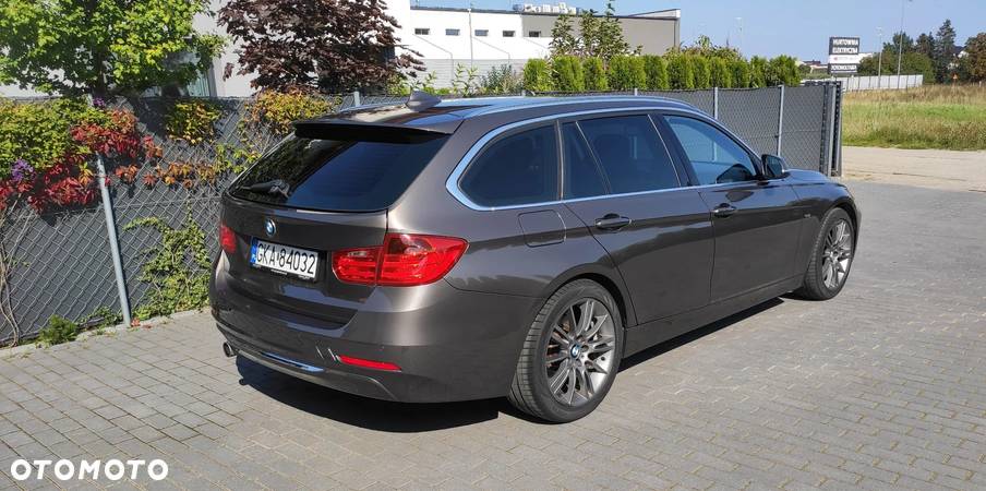 BMW Seria 3 320i Touring Luxury Line - 11