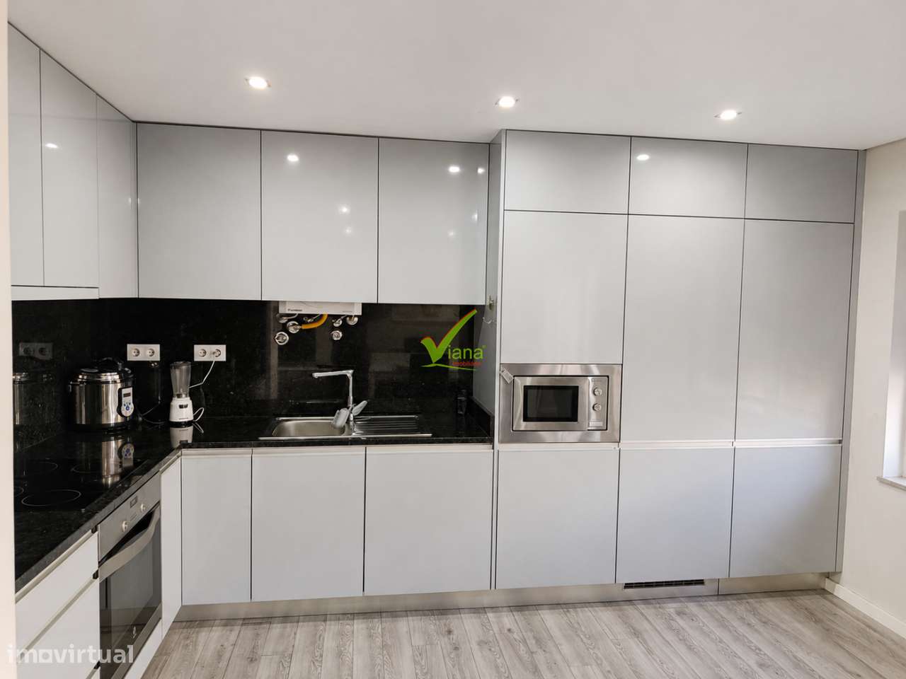 T. 2 Remodelado no Centro da Cidade-6
