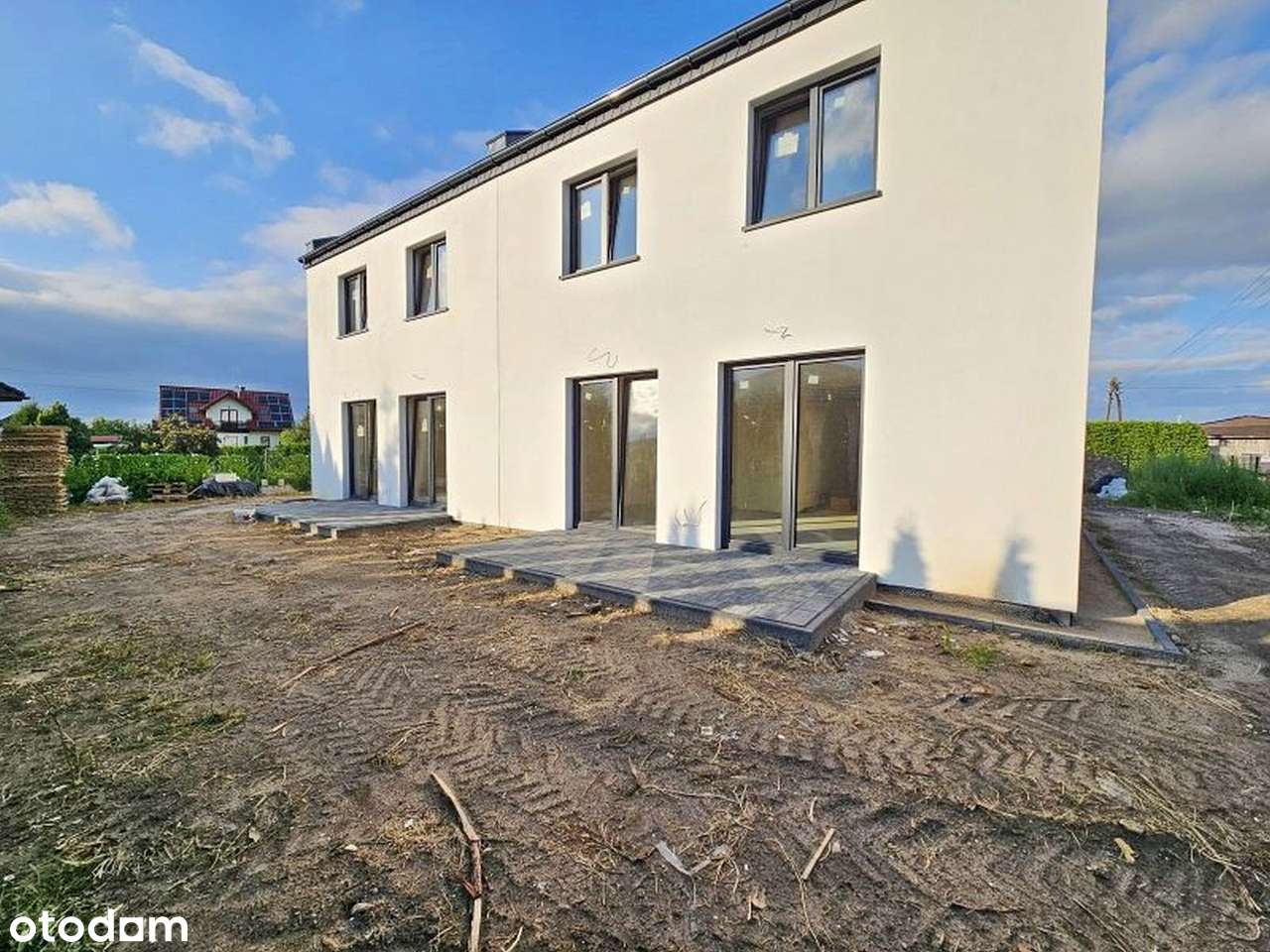 Nowy dom z garażem. Salon + 3 sypialnie. Tuż obok Czarnego Tulipana. - Pełny obrazek: 5/20