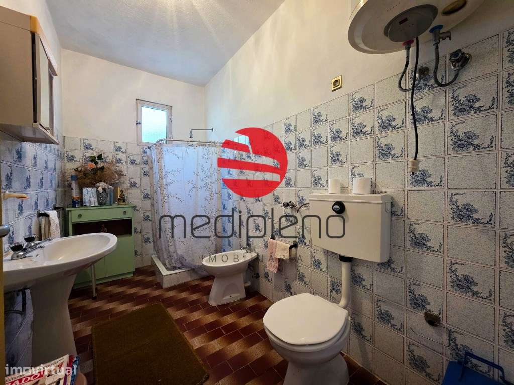 MORADIA T4 C/ GARAGEM-12