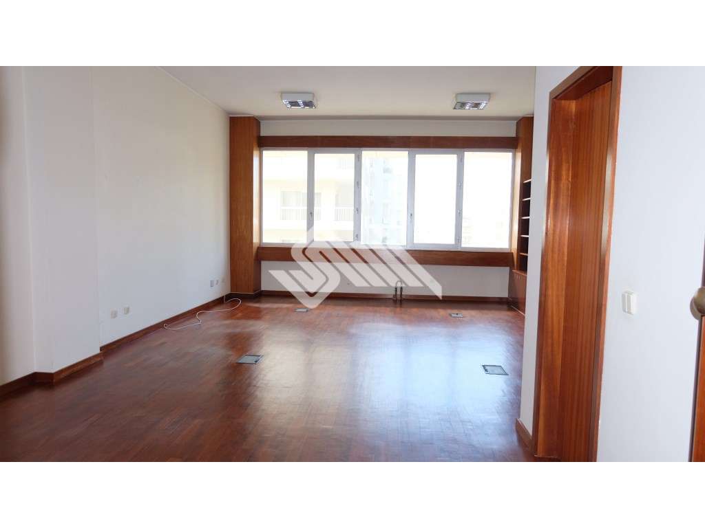 Escritório Aviz - Grande imagem: 4/8