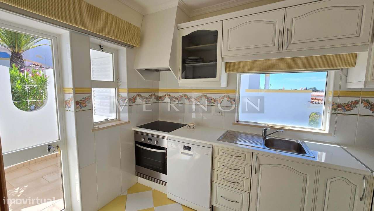 Carvoeiro Algarve, para venda, moradia geminada de  4 quartos, vista m-8