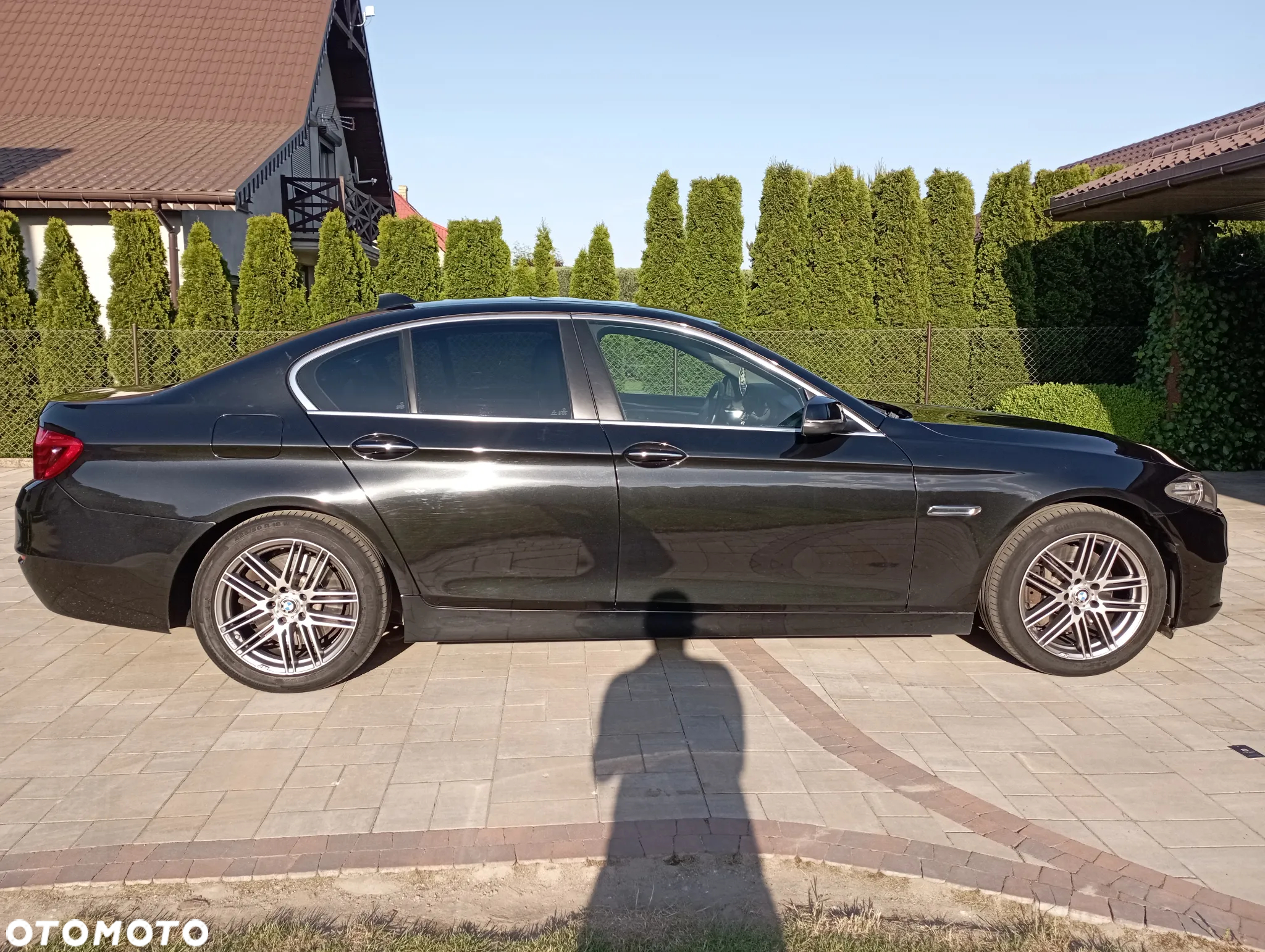 BMW Seria 5 530d xDrive - 7