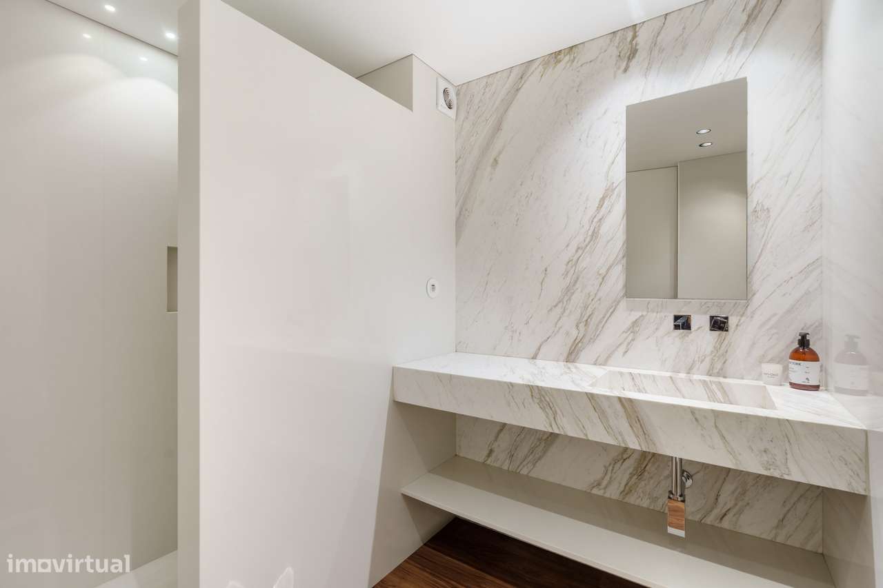 Apartamento T3 de luxo no Centro Histórico de Braga-47