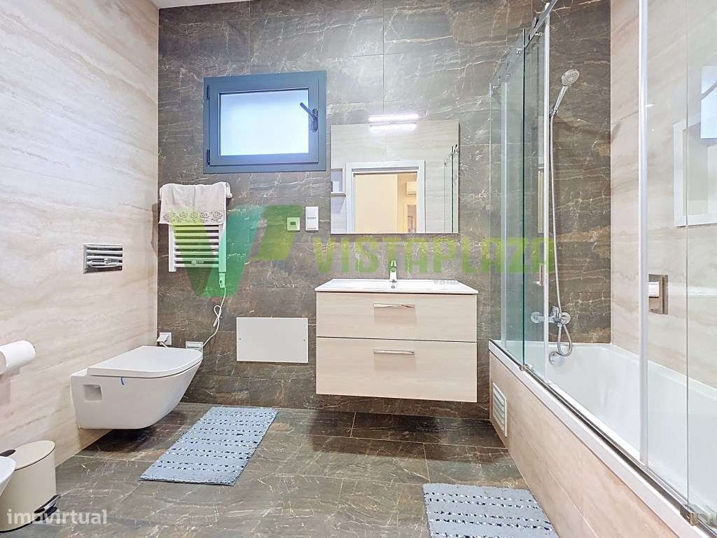 Apartamento T4 Acabamentos de Luxo na Urbanização do Fojo, Portimão-27