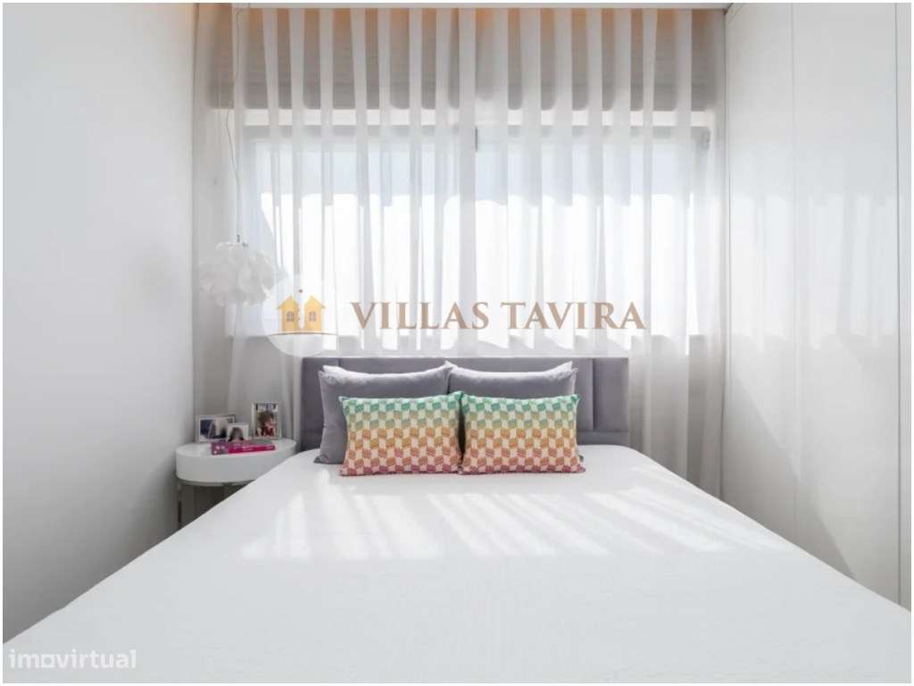 Moradia T3 de Luxo com Piscina, Vista Mar e Acabamentos Premium-27